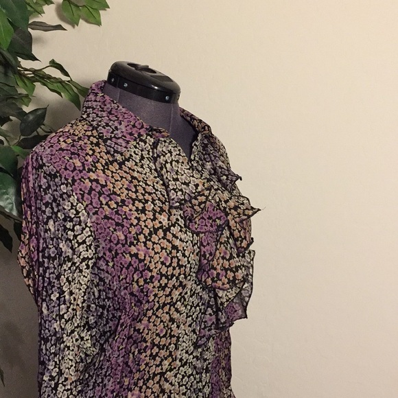 💗 Vintage purple dressy top with frills - Picture 5 of 8